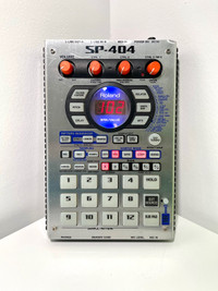 Roland SP-404 Sampler Groovebox