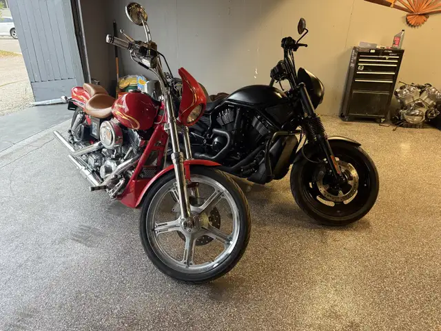 2001 Harley Davidson Dyna wide glide CVO in Street, Cruisers & Choppers in Calgary - Image 5
