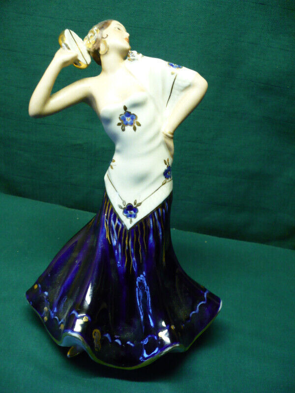 Royal Dux figurine in Arts & Collectibles in Hamilton