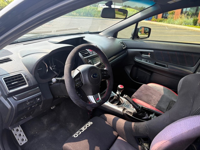 Subaru Sti — photo 4