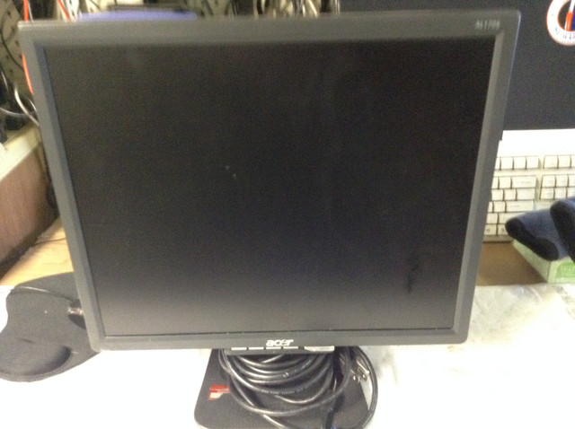 ACER LCD Monitor AL1706 (Size 17 Inch) in Desktop Computers in Mississauga / Peel Region