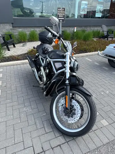 2008 Harley Davidson V Rod Motorcycle 2008 Harley Davidson V Rod! With only 22,100 miles American mo...