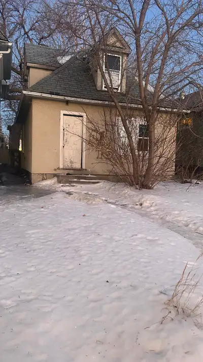 Low cost house for people in Regina.
