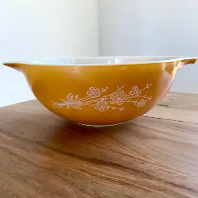 Grand bol en Pyrex vintage, View more