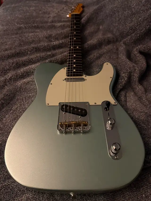 Fender Telecaster American Pro 2 Mystic Surf Green in Guitars in Richmond - Image 9
