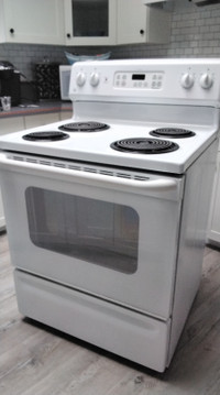 GE Fridge and stove for sale Excellent  condition.