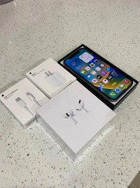 iPhone 12 Pro 256 GB **Airpods/Adapter Pkg/Delivery**