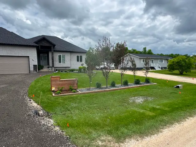 Landscape Supervisor in Construction & Trades in Winnipeg - Image 5