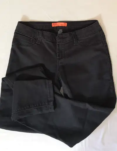 Women's Jeans, View more