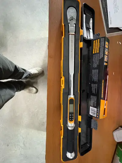 Gearwrench torque wrench … only been used a few times . Digital display 1/2” drive Like new conditio...