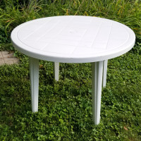 Round, White, Durable Polypropylene Resin Outdoor Patio Table