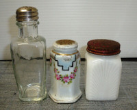 3 VINTAGE SHAKERS (FROM 50'S/60'S)