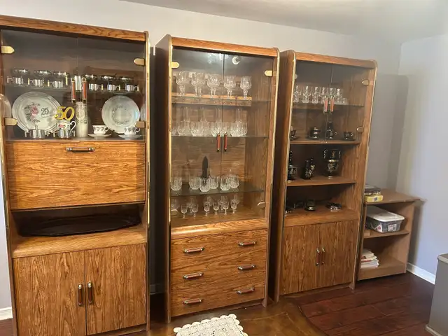 3 piece Wall unit solid wood. in Multi-item in Laval / North Shore - Image 2