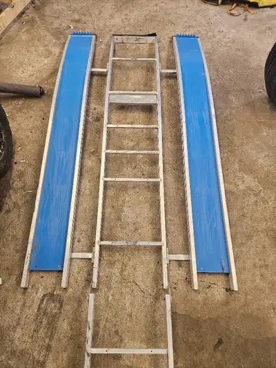 Revarc snowmobile ramps Purchased in sudbury 450 obo. 700 new