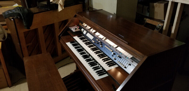 Orgue Electrohome avec grand pédalier dans Pianos et claviers  à Ville de Montréal - Image 4