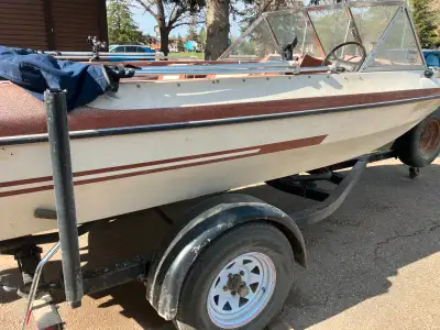The pictures speak for themselves. LOTS OF EXTRAS WITH NEW STUFF !!!! Asking $4000 or OBO. Call 306-...