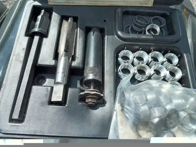 Mercury Marine spark plug repair kit in Hand Tools in Windsor Region - Image 4