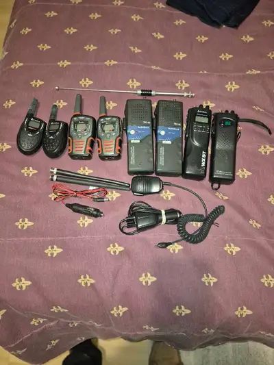 Walkie-talkie de toute sortes, View more
