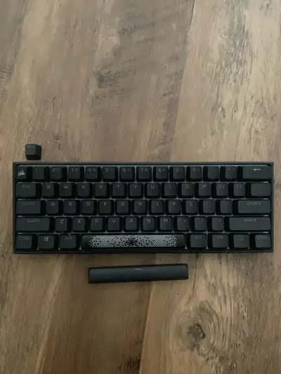 Corsair RGB keyboard with swapable keys