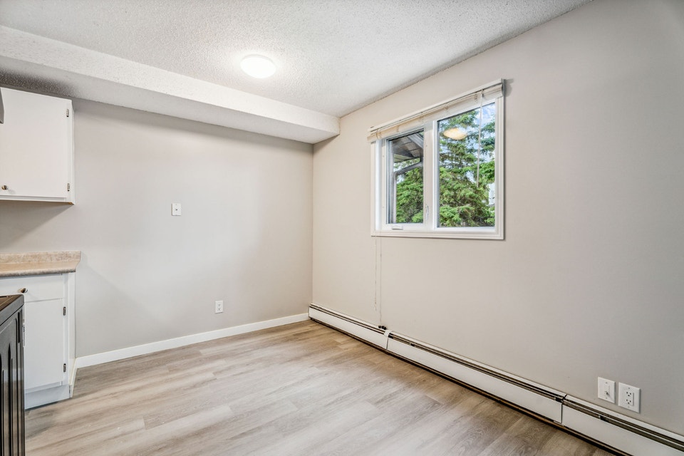 2 Bedroom Apartment in Great Crescent Acres location 4