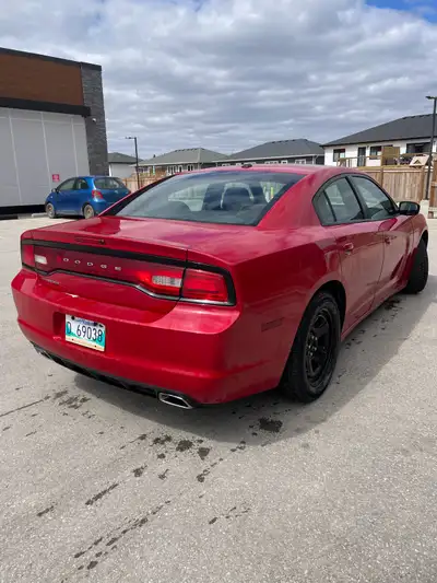 2013 Dodge Charger SXT Just Safetied 3.6L automatic RWD Almost 300HP Very Smooth, Comfortable ride T...