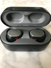 Skull Candy Wireless Headphones!In Great Condition!!!