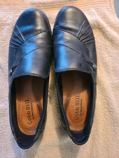 Cobb Hill black leather shoes - women size 11, View more