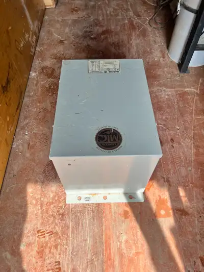 Transfo Marcus 600-208V, View more