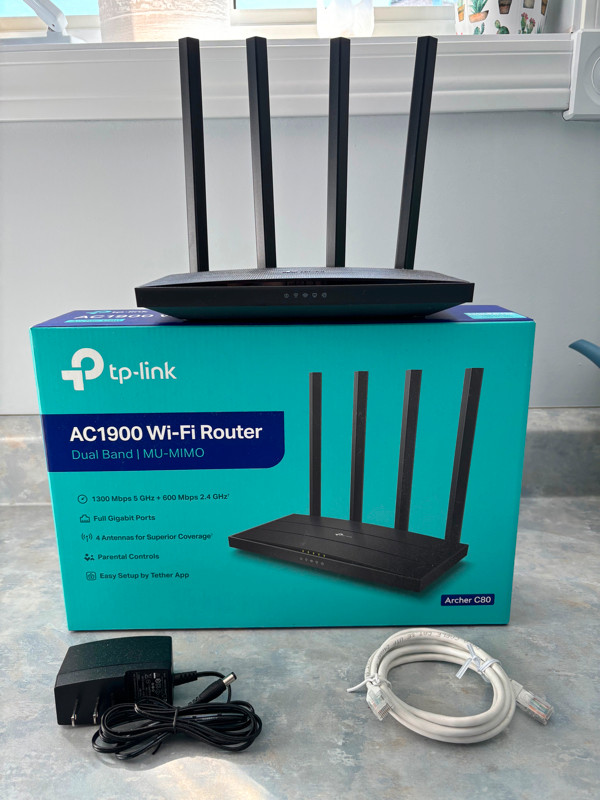 Routeur TP-Link AC 1900 dans Appareils électroniques  à Saguenay