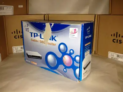USED TP-Link TL-R402M Cable/DSL Router., View more