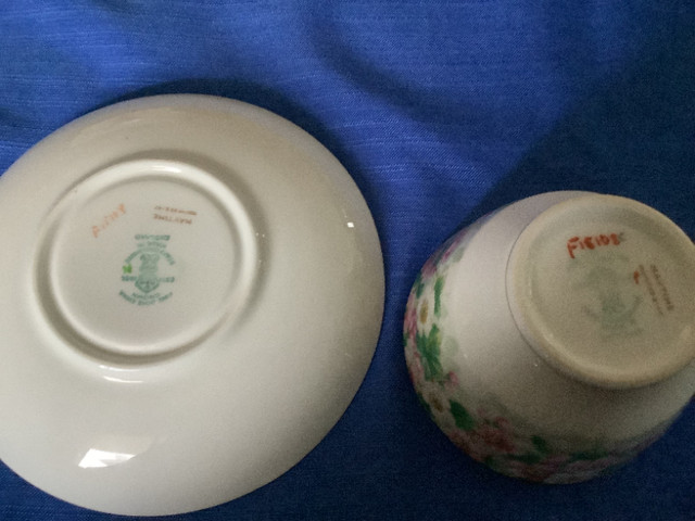 2 Vintage Fine China Tea Cup and Saucer Sets in Arts & Collectibles in Sarnia - Image 3