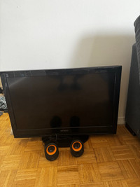 Dynex TV 32’’ possible with gold vision TV box