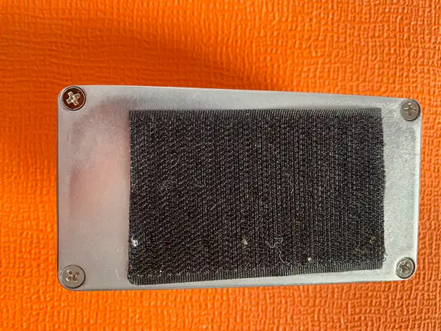 John K Blackbeard Fuzz Bass + Guitar Effects Pedal in Amps & Pedals in Ottawa - Image 8