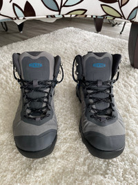 Men’s grey/blue “Keem”  hiking boot size 9.5 