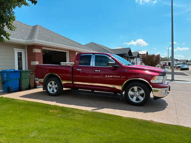 2012 Dodge Ram 1500 SLT 4wd ext.cab in Cars & Trucks in Lethbridge - Image 4