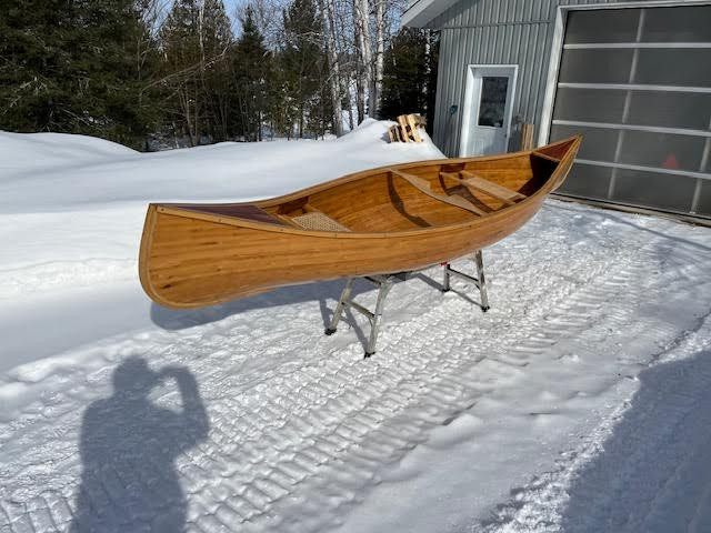 Cedar Strip Canoe in Water Sports in North Bay