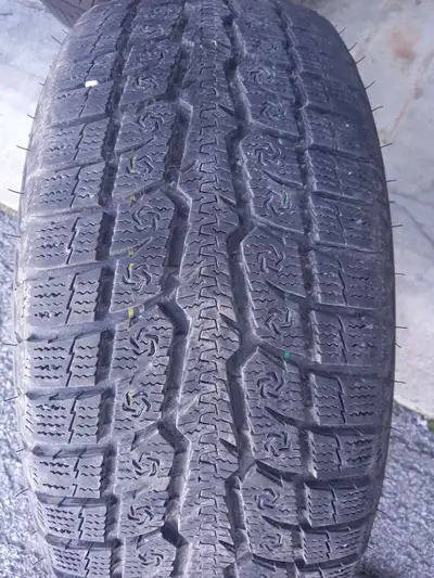 2 pneu hiver toyo gsi 6 hp 205-55-r16 10/32 bon pour 3 hiver 260$ les 2 514|452|9727