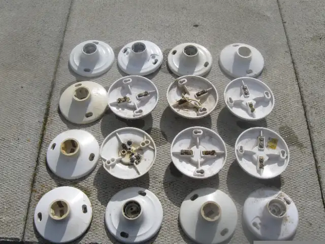 Electric home Lamp Holders in Indoor Lighting & Fans in Cornwall - Image 3