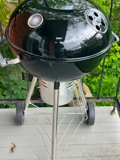 Barbecue tout neuf., View more