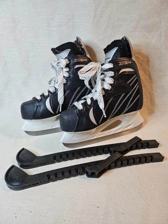 Winnwell XLite NXT Youth Hockey Skates - Size 3 in Skates & Blades in Mississauga / Peel Region - Image 2