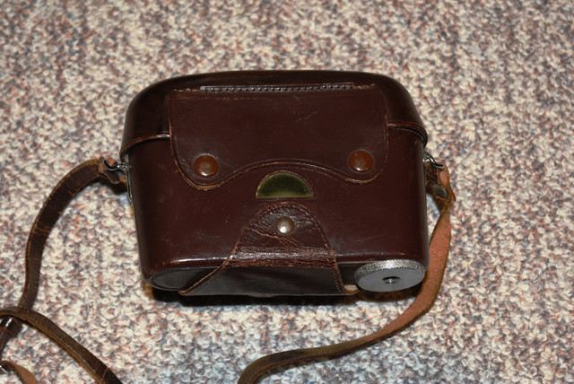 Leica Vintage Genuine Leather Case Brown for Leica M1 M2 M3 in Cameras & Camcorders in Cambridge - Image 2