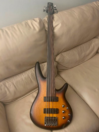 Ibanez SRF705 "Portamento" Fretless 5-String Bass