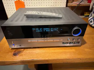 Harmon Kardon AVR 230 receiver, View more