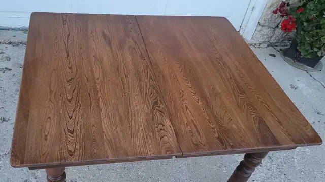 Solid Oak Table64307895010307122