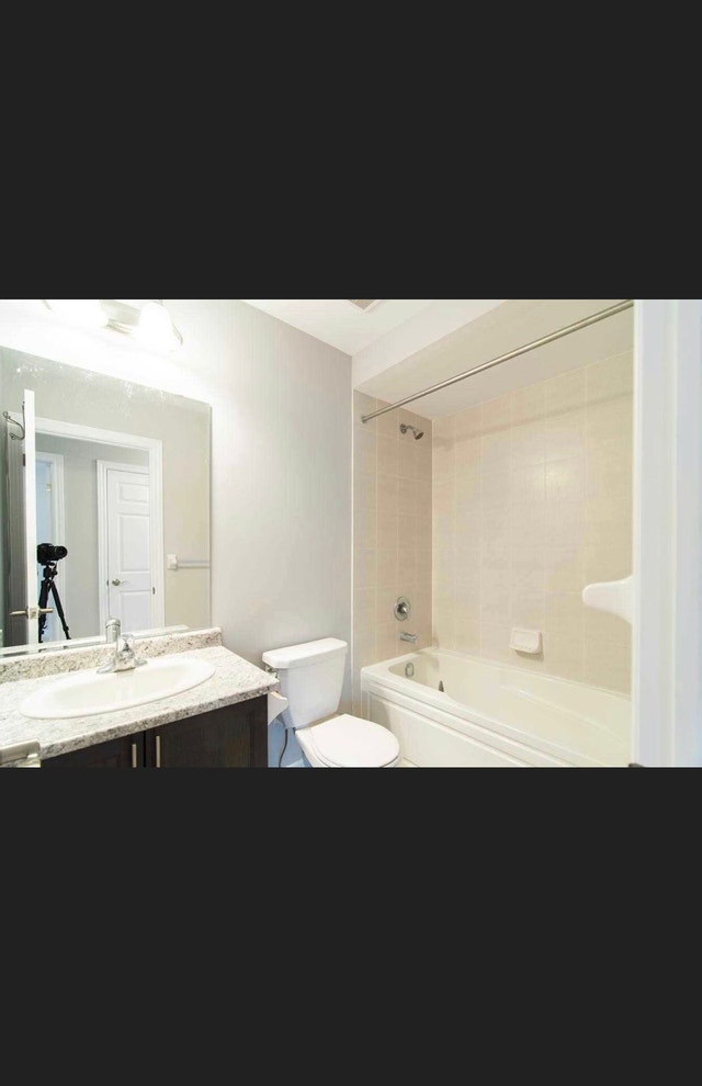 Linden drive Room Room Rentals & Roommates Cambridge Kijiji