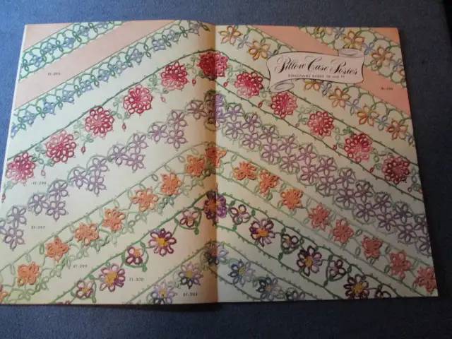 FLORAL INSERTIONS & FLORAL EDGINGS-CLARK'S ANCHOR-1940'S-VINTAGE in Arts & Collectibles in Laval / North Shore - Image 5