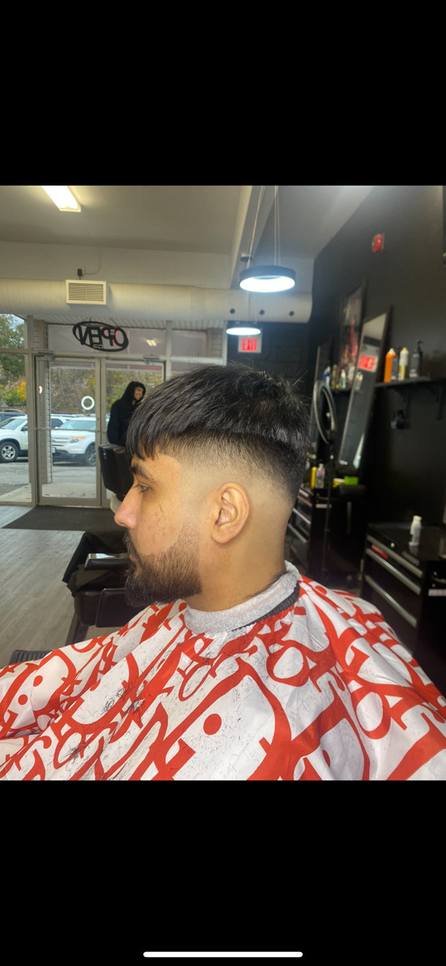Barber - (haircuts) in Men's in Hamilton - Image 4