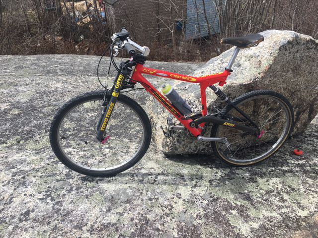 Pro-Flex 857 expert series mountain bike  in Mountain in City of Halifax