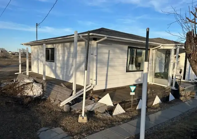 property63235409563139121