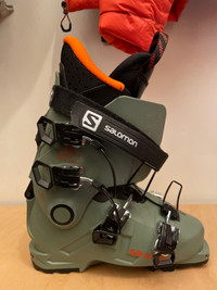 Salomon downhill / backcountry ski boots